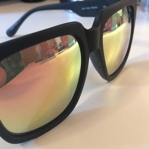 Quay “On the Prowl” sunglasses